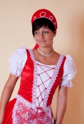 magyaros_ruha.jpg